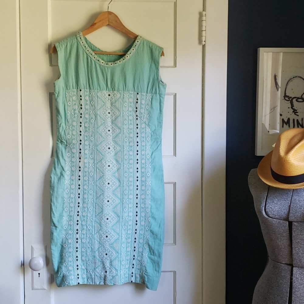 LAST CHANCE 60s Shift Dress in Aquamarine